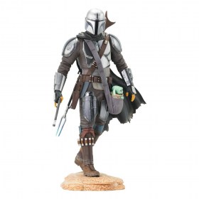 The Mandalorian with The Child Star Wars The Mandalorian Premier Collection 1/7 Statue by Gentle Giant
