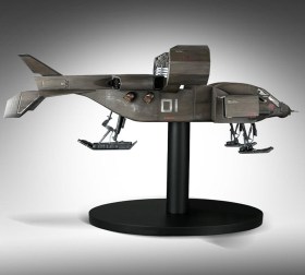 UD-4 Cheyenne Dropship Aliens Replica by Hollywood Collectibles Group