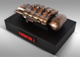 Plasmacaster Predator 2 Model Life-Size Replica by HCG