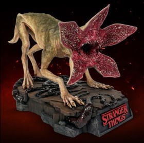 Demodog Stranger Things 1/4 Statue by HCG