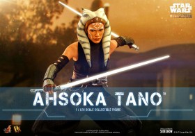 Ahsoka Tano Star Wars The Mandalorian 1/6 Action Figure by Hot Toys