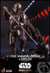 The Mandalorian & Grogu Star Wars The Mandalorian 1/6 Action Figure 2-Pack by Hot Toys