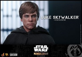 Luke Skywalker Star Wars The Mandalorian 1/6 Action Figure by Hot Toys