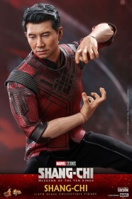 Shang-Chi and the Legend of the Ten Rings Movie Masterpiece 1/6 Action Figure Shang-Chi by Hot Toys