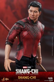 Shang-Chi and the Legend of the Ten Rings Movie Masterpiece 1/6 Action Figure Shang-Chi by Hot Toys