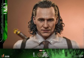 Loki 1/6 Action Figure Loki by Hot Toys