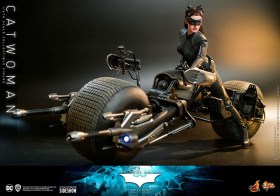 Catwoman The Dark Knight Trilogy Movie Masterpiece 1/6 Action Figure by Hot Toys