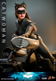 Catwoman The Dark Knight Trilogy Movie Masterpiece 1/6 Action Figure by Hot Toys