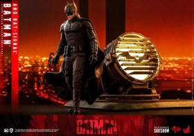 Batman with Bat-Signal The Batman Movie Masterpiece 1/6 Action Figure by Hot Toys