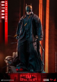 Batman with Bat-Signal The Batman Movie Masterpiece 1/6 Action Figure by Hot Toys