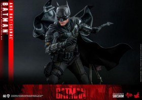 Batman with Bat-Signal The Batman Movie Masterpiece 1/6 Action Figure by Hot Toys