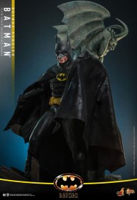 Batman (Deluxe Version) Batman (1989) Movie Masterpiece 1/6 Action Figure by Hot Toys