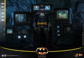 Batman (Deluxe Version) Batman (1989) Movie Masterpiece 1/6 Action Figure by Hot Toys