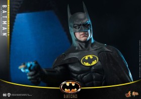 Batman (Deluxe Version) Batman (1989) Movie Masterpiece 1/6 Action Figure by Hot Toys