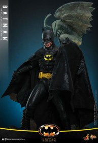 Batman (1989) Movie Masterpiece 1/6 Action Figure Batman by Hot Toys