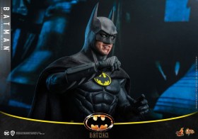 Batman (1989) Movie Masterpiece 1/6 Action Figure Batman by Hot Toys