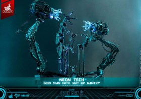 Neon Tech Iron Man with Suit-Up Gantry Iron Man 2 Action 1/6 Figure by Hot Toys