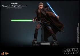 Anakin Skywalker Star Wars Episode II 1/6 Action Figure by Hot Toys