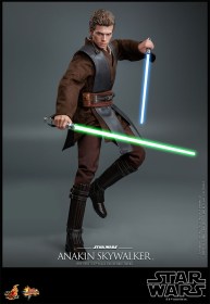 Anakin Skywalker Star Wars Episode II 1/6 Action Figure by Hot Toys