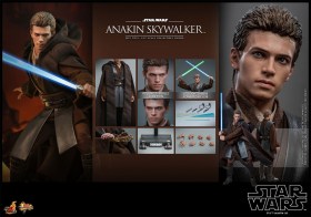 Anakin Skywalker Star Wars Episode II 1/6 Action Figure by Hot Toys