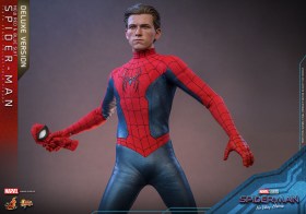 Spider-Man (New Red and Blue Suit) (Deluxe Version) Spider-Man No Way Home Movie Masterpiece 1/6 Action Figure by Hot Toys