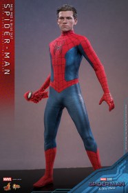 Spider-Man (New Red and Blue Suit) Spider-Man No Way Home Movie Masterpiece 1/6 Action Figure by Hot Toys