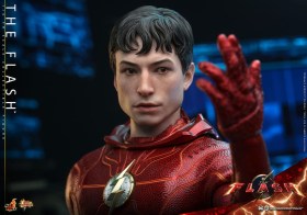 Flash The Flash Movie Masterpiece 1/6 Action Figure by Hot Toys