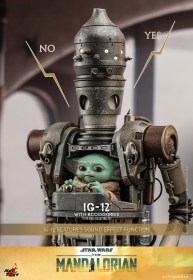 IG-12 with accessories Star Wars The Mandalorian 1/6 Action Figure by Hot Toys