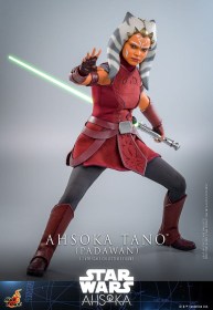 Ahsoka Tano (Padawan) Star Wars Ahsoka 1/6 Action Figure by Hot Toys