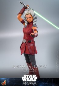 Ahsoka Tano (Padawan) Star Wars Ahsoka 1/6 Action Figure by Hot Toys