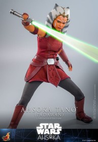 Ahsoka Tano (Padawan) Star Wars Ahsoka 1/6 Action Figure by Hot Toys