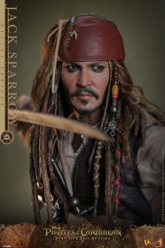 Jack Sparrow Deluxe Pirates of the Caribbean Dead Men Tell No Tales 1/6 Action Figure by Hot Toys
