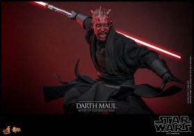 Darth Maul Star Wars 1/6 Action Figure by Hot Toys