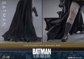 Batman The Dark Knight Returns Comic Masterpiece 1/6 Action Figure by Hot Toys