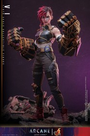 Vi Arcane League of Legends 1/6 Action Figure by Hot Toys