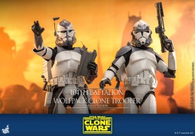 104th Battalion Wolfpack Clone Trooper Deluxe Version Star Wars The Clone Wars 1/6 Action Figure by Hot Toys