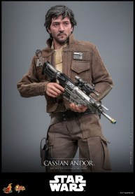 Cassian Andor Rogue One A Star Wars Story 1/6 Action Figure by Hot Toys