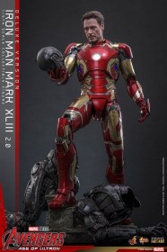Iron Man Mark XLIII (2.0) (Deluxe Version) Avengers Age of Ultron 1/6 Action Figure by Hot Toys