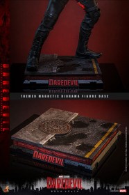 Daredevil Marvel Daredevil Born Again 1/6 Action Figure by Hot Toys