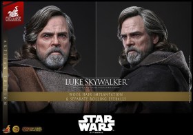 Luke Skywalker (Artisan Edition) Star Wars The Last Jedi 1/6 Action Figure by Hot Toys