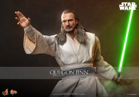 Qui-Gon Jinn (Collector Edition) Star Wars 1/6 Action Figure by Hot Toys