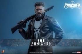The Punisher Marvel 1/6 Action Figure by Hot Toys