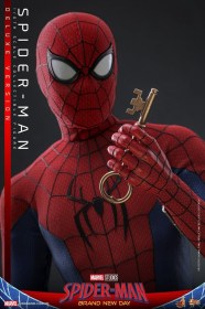 Spider-Man (Deluxe Version) Marvel Spider-Man: Brand New Day 1/6 Action Figure by Hot Toys