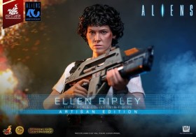 Ellen Ripley (Artisan Edition) Alien 1/6 Action Figure by Hot Toys