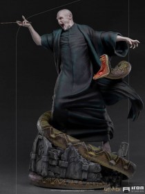 Voldemort & Nagini Harry Potter Legacy Replica 1/4 Statue by Iron Studios