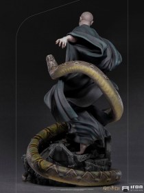 Voldemort & Nagini Harry Potter Legacy Replica 1/4 Statue by Iron Studios