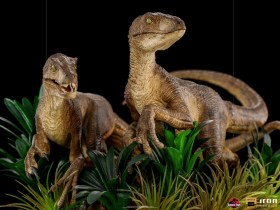 Just The Two Raptors Jurassic Park Deluxe Art 1/10 Scale Statue by Iron Studios