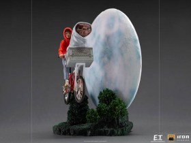 E.T. & Elliot E.T. the Extra-Terrestrial Deluxe Art 1/10 Scale Statue by Iron Studios