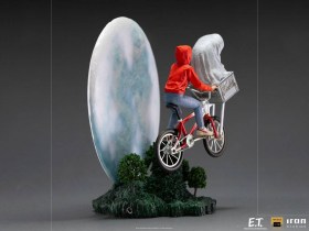 E.T. & Elliot E.T. the Extra-Terrestrial Deluxe Art 1/10 Scale Statue by Iron Studios