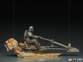 Mandalorian on Speederbike Star Wars The Mandalorian Deluxe Art 1/10 Scale Statue by Iron Studios